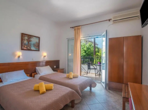 Aleka Apartment 3