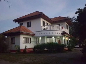 OYO 967 Andathien Pool Villa Aonang