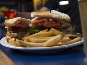 Red Lion Hotel Portland Airport