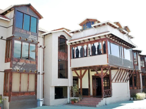 Hotel Bambú