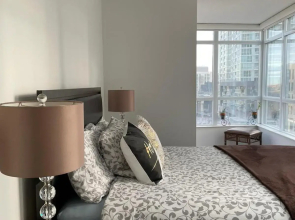 Toronto Downtown near Rogers Centre High rise lakeview condo