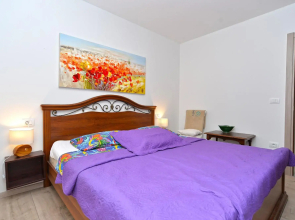 House Mirna 2177