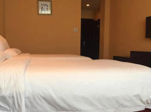 Dongya Business Hotel