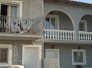 IONIAN Residence houses