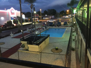 Budget Inn St Petersburg