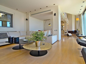4 Bedroom Villa TakeOff in Anavyssos - BLG 69210