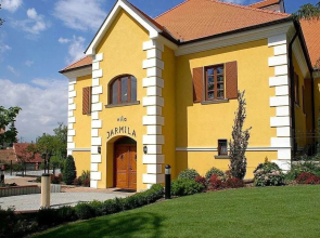 Hotel Akademie a depandance Vila Jarmila