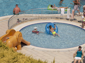 Side Story Resort & Spa