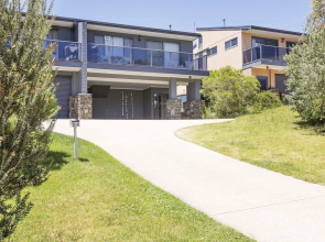 Acacia 2 - Luxurious Holiday Townhouse