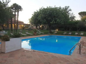 Mothuq Garden House