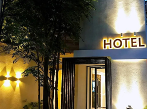 Dalian Luck Art Hotel