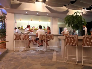 Seaside Suites