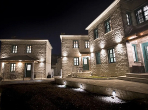 MAKRIS Papigo luxury suites