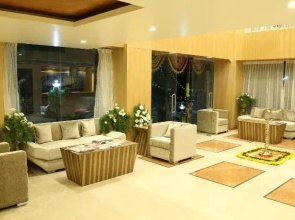 Akash Inn