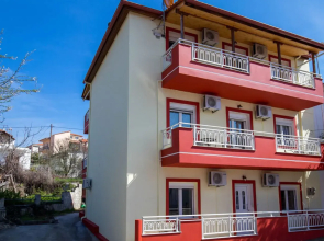 Grande Apartments