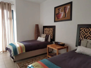 Azuri Apartment with Beach, Pools, Gym, Restaurants, Spa, Boats, kids Corner