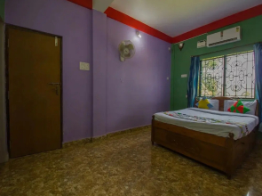 Elegant Studio by OYO Rooms