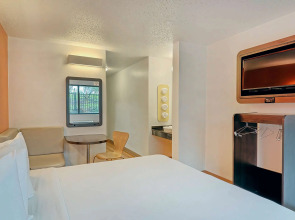 Motel 6 Los Angeles, CA - Los Angeles - LAX