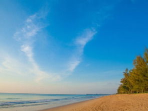 Andamania Beach Resort