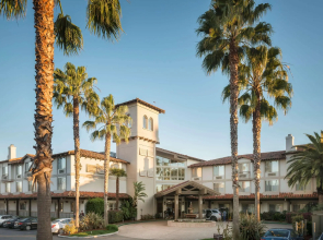 Doubletree by Hilton Campbell - Pruneyard Plaza