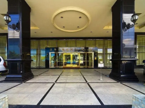 Chuto Plaza Hotel