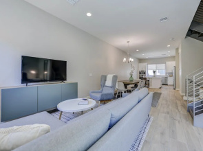44n25t38 3 Bedroom Townhouse