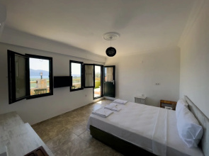 Beacon Hill Suites