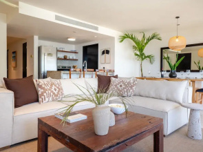 Elements 124 - No Ota 2 Bedroom Condo by RedAwning