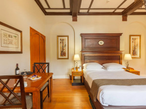 Courtyard Hotel Arcadia