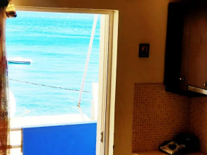 Homy Lovely House Near the Sea