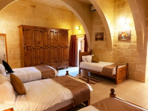 Villeleynah Amazing Gozitan Villa Pool