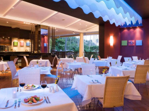 All Seasons Naiharn Phuket