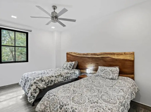 3-BD on 3rd Floor with Great Ocean View