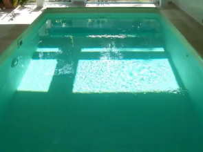 Piscine et golf
