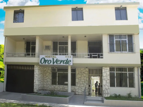 Hotel Oro Verde
