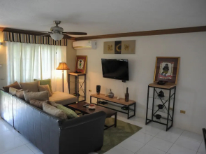 Mango Walk Country Club Suites