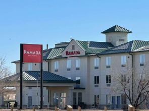 Ramada by Wyndham Estevan