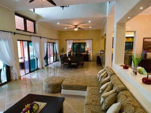 Palacios Inn Resort