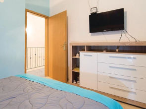 Beautiful Home in Betiga With Wifi and 4 Bedrooms