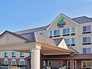 Holiday Inn Express and Suites Newark - Heath