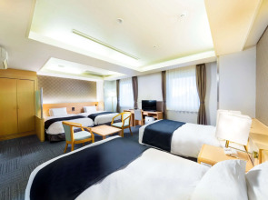 SureStay Plus Hotel by Best Western Shin-Osaka