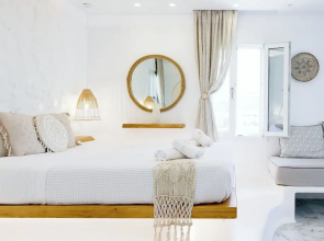 Dream on Plaka