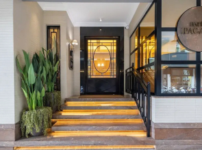 Apt w/ Balcony and Oceanfront View in BC - Ipc0901