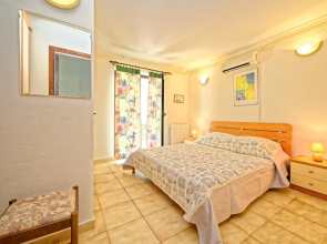 Guest House Jolanda / Comfort Double Room S3