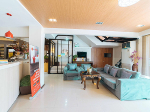 RedDoorz Plus @ Poblacion District Davao