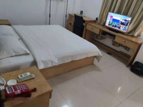 Yaan Hotel