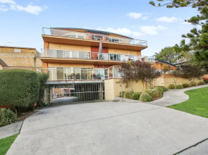 27 Bayview Grande