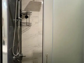 Modern Apartment 305