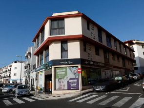 Apartamento Frente Al Puerto de Candelaria a 20 Metros de la Playa.