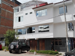 Hermoza House Bed & Breakfast